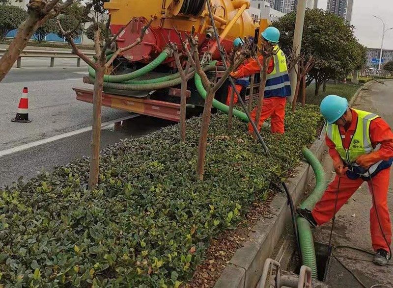 王五镇市政管道清淤